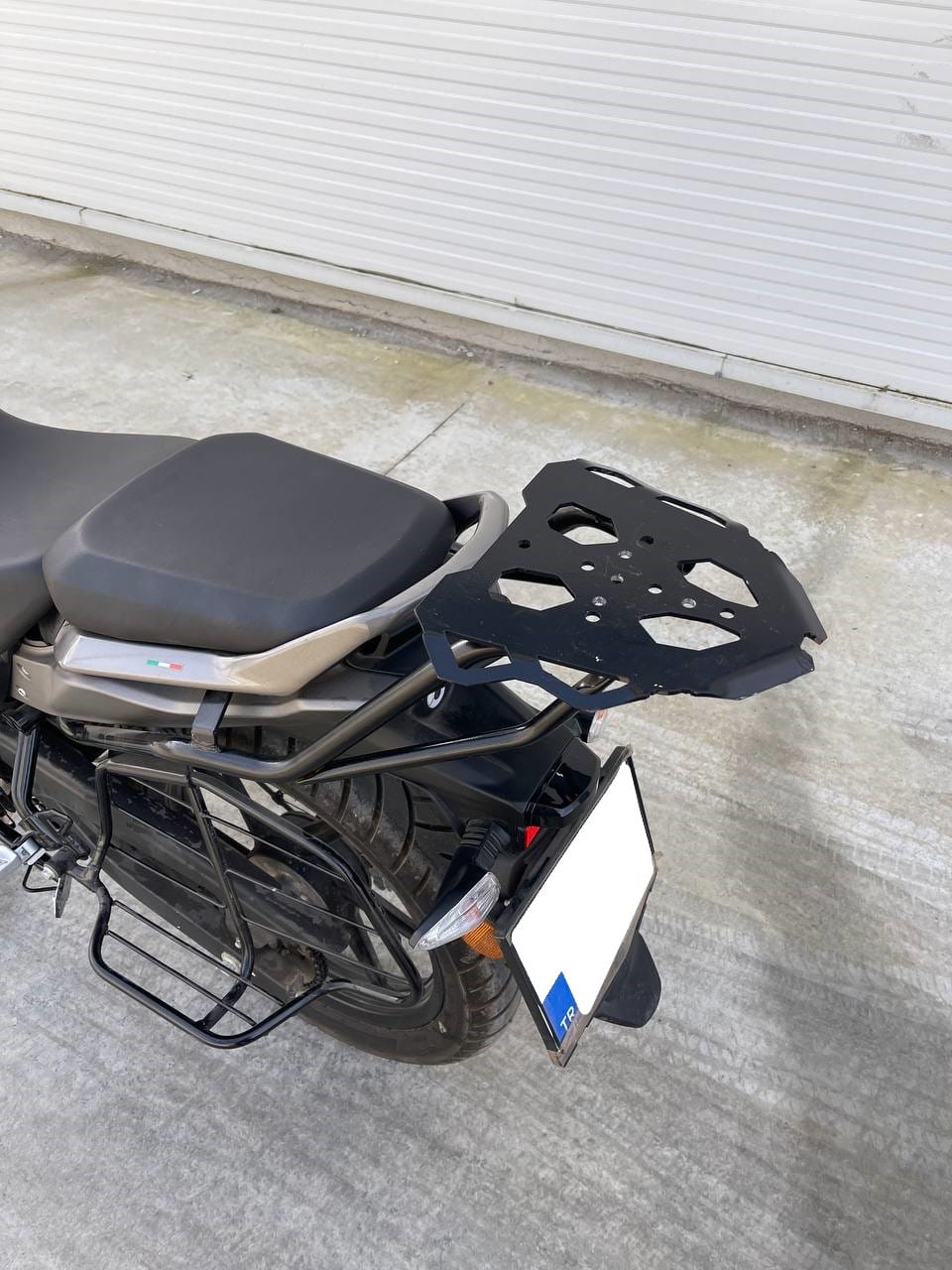 RAİDER 125 UYUMLU ÇANTA DEMİRİ