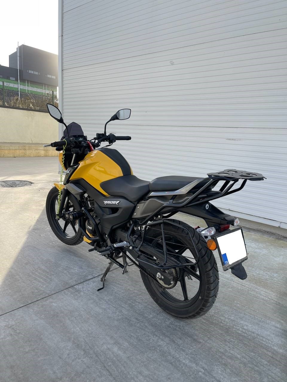 RAİDER 125 UYUMLU ÇANTA DEMİRİ